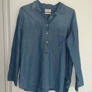 Used Women’s 20 - J crew light denim 3/4 button up shirt